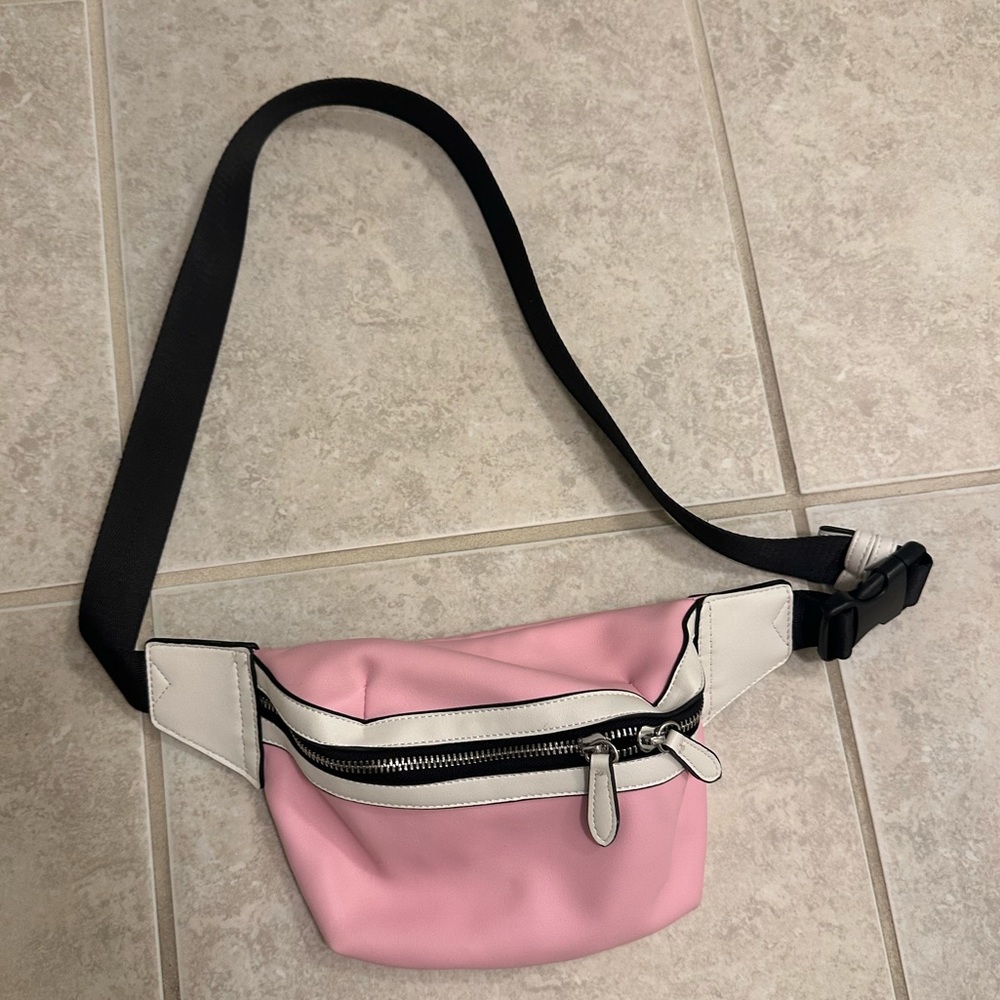 FOREVER21 belt bag